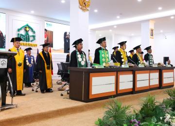 Wisuda ke-10 