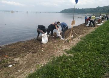 Pembersihan Lingkungan