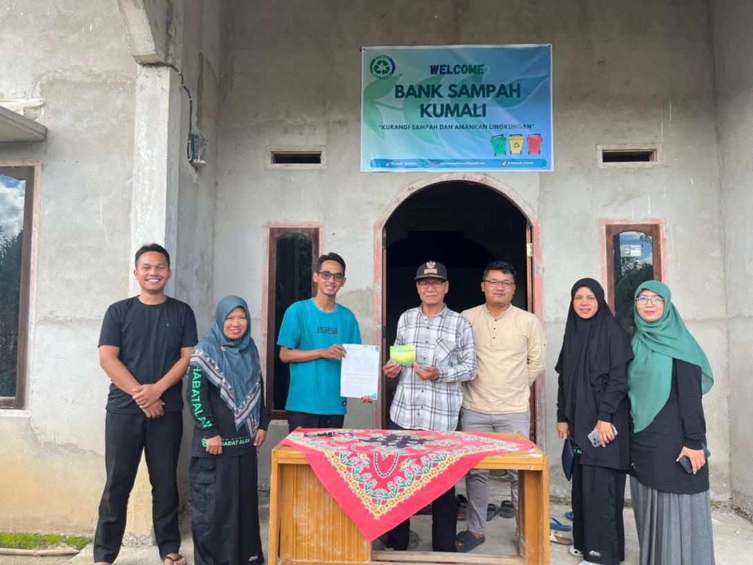 Bank Sampah binaan LP2M IAIN kerinci KUMALI Resmi Dibuka di Desa Pendung Tengah Penawar