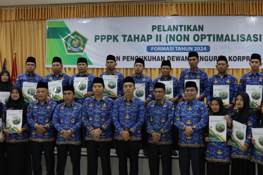 IAIN Kerinci Gelar Pelantikan PPPK Tahap II Formasi 2024 dan Pengukuhan Dewan Pengurus KORPRI