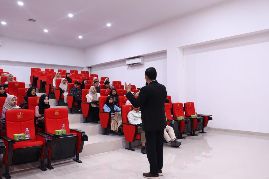 TMTK IAIN Kerinci dan MQC Gelar Seminar “The Luminous Generation” untuk Perkuat Karakter dan Motivasi Mahasiswa